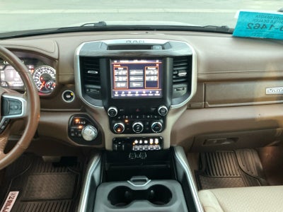 2020 RAM 1500 Laramie Crew Cab 4x4 5'7' Box