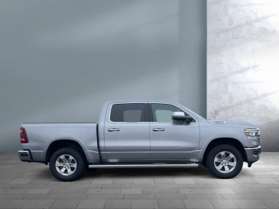 2020 RAM 1500 Laramie Crew Cab 4x4 5'7' Box