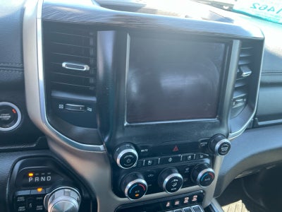 2020 RAM 1500 Laramie Crew Cab 4x4 5'7' Box