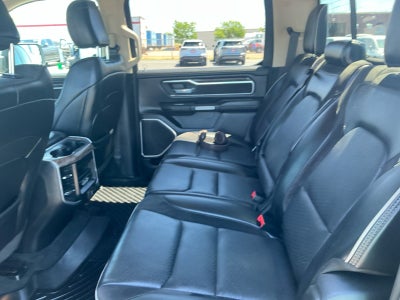 2020 RAM 1500 Laramie Crew Cab 4x4 5'7' Box