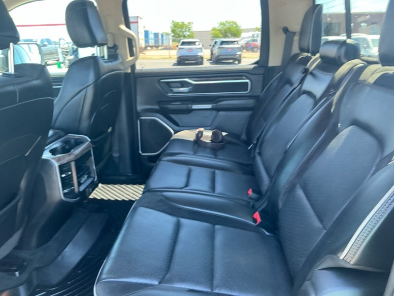 2020 RAM 1500 Laramie Crew Cab 4x4 5'7' Box