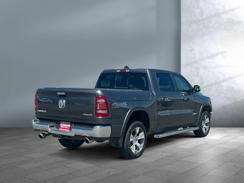2020 RAM 1500 Laramie Crew Cab 4x4 5'7' Box