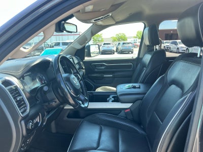2020 RAM 1500 Laramie Crew Cab 4x4 5'7' Box
