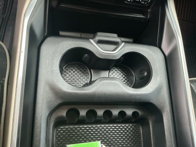 2019 RAM 1500 Laramie Crew Cab 4x4 5'7' Box