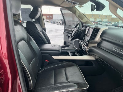 2019 RAM 1500 Laramie Crew Cab 4x4 5'7' Box