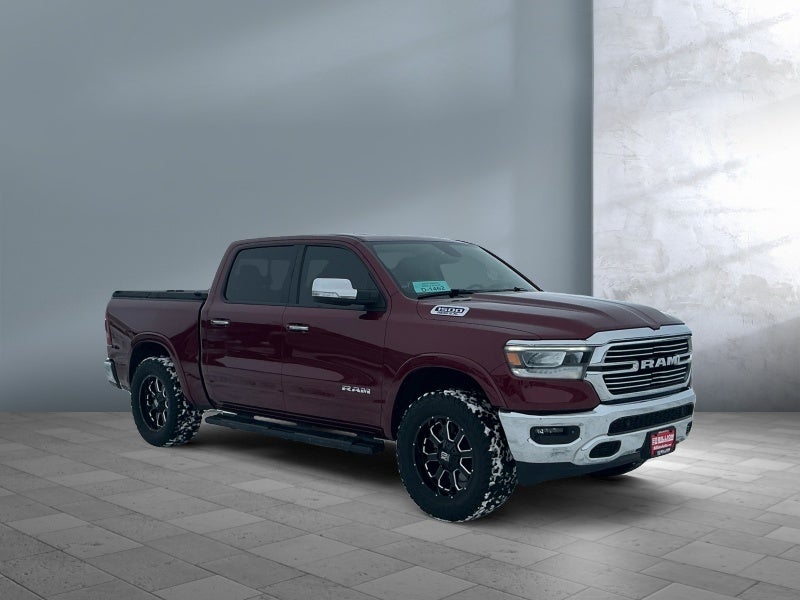 2019 RAM 1500 Laramie Crew Cab 4x4 5'7' Box