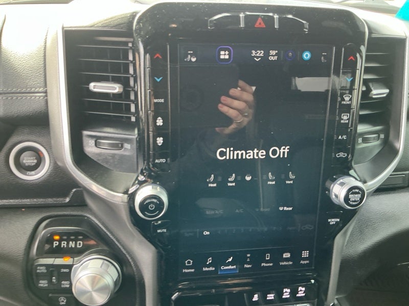 2023 RAM 1500 Laramie Crew Cab 4x4 5'7' Box