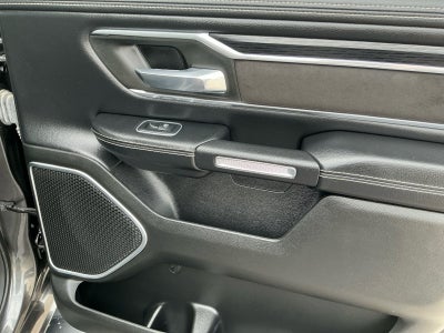 2023 RAM 1500 Laramie Crew Cab 4x4 5'7' Box