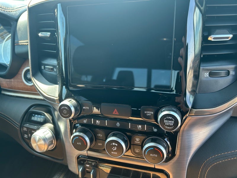 2022 RAM 1500 Limited Longhorn Crew Cab 4x4 5'7' Box