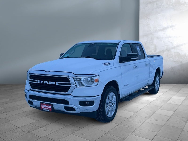2020 RAM 1500 Big Horn Crew Cab 4x4 6'4' Box