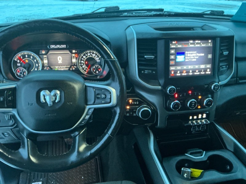 2020 RAM 1500 Big Horn Crew Cab 4x4 6'4' Box