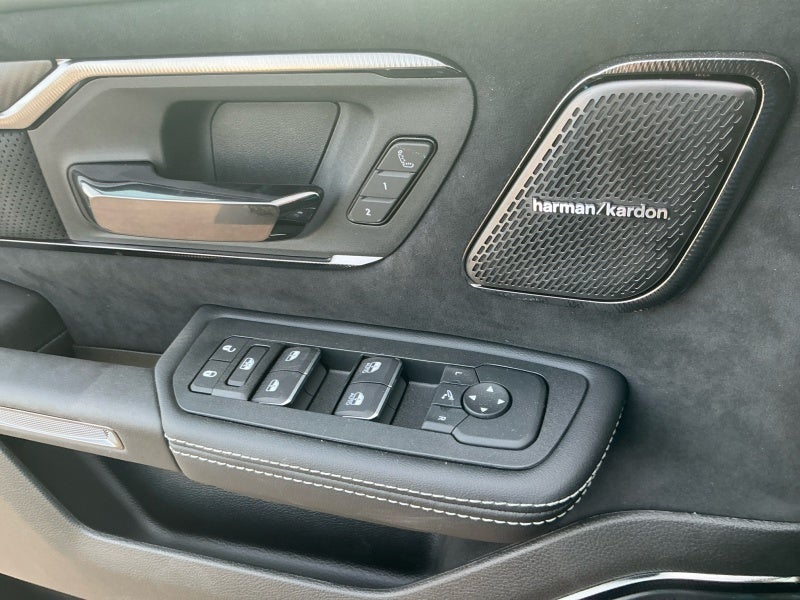 2025 RAM Ram 1500 RAM 1500 RHO CREW CAB 4X4 5'7' BOX