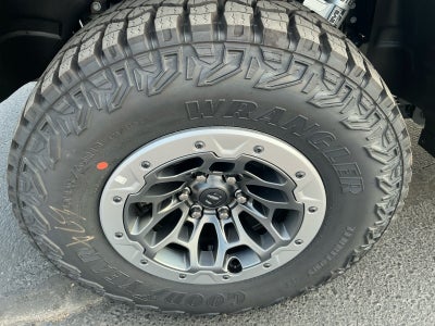 2025 RAM Ram 1500 RAM 1500 RHO CREW CAB 4X4 5'7' BOX