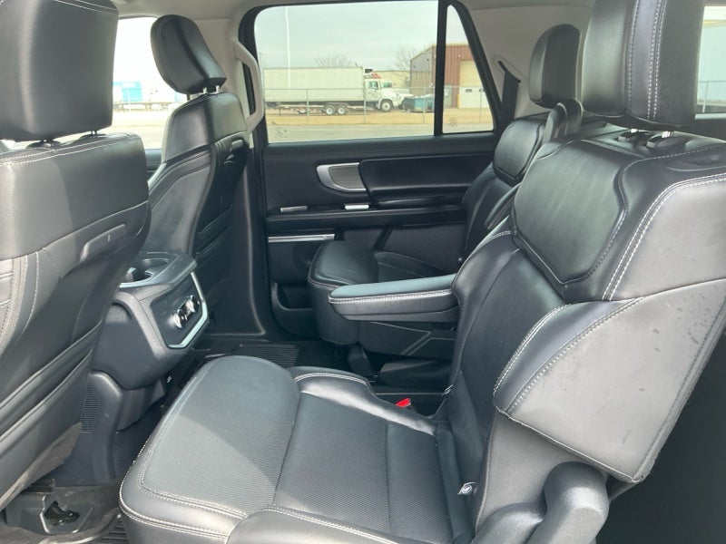 2025 Ford Expedition Platinum MAX