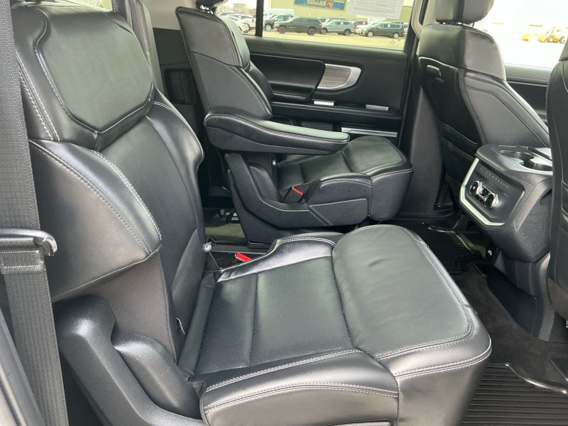 2025 Ford Expedition Platinum MAX