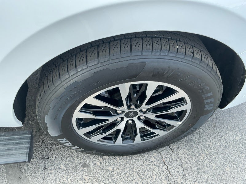 2025 Ford Expedition Platinum MAX