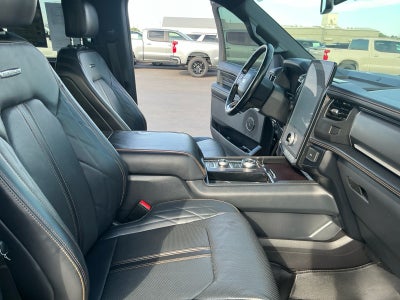 2023 Ford Expedition Platinum