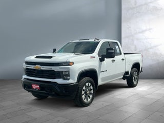 2024 Chevrolet Silverado 2500HD 4WD Double Cab Standard Bed Custom
