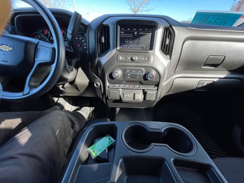 2022 Chevrolet Silverado 1500 4WD Crew Cab Short Bed Custom