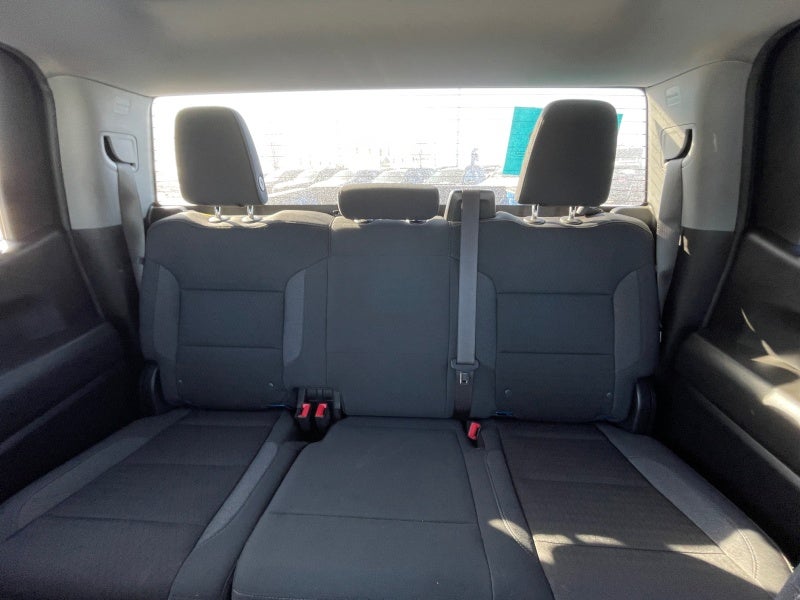 2022 Chevrolet Silverado 1500 4WD Crew Cab Short Bed Custom