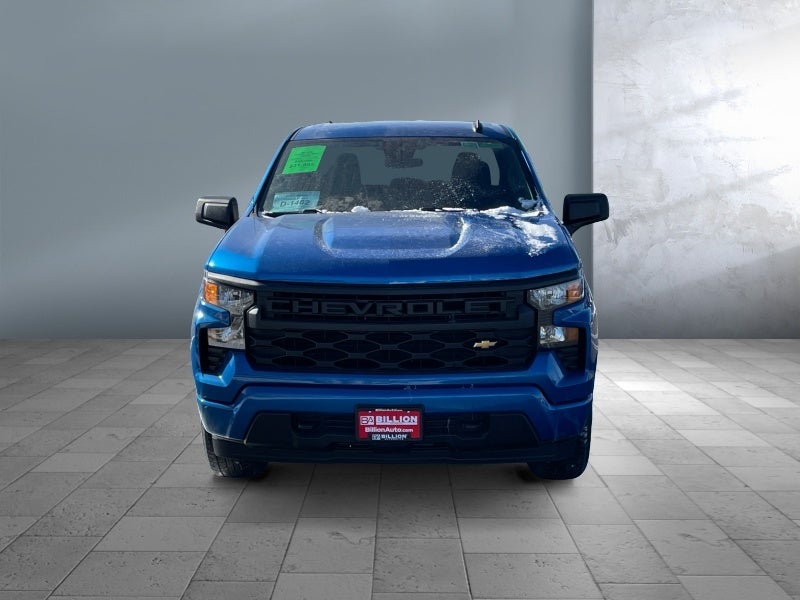 2022 Chevrolet Silverado 1500 4WD Crew Cab Short Bed Custom