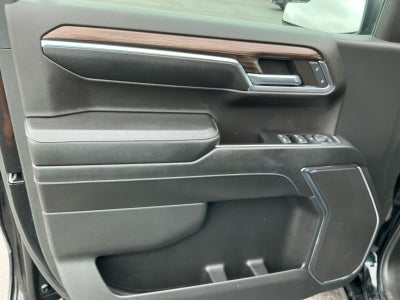 2024 Chevrolet Silverado 1500 4WD Crew Cab Short Bed LT