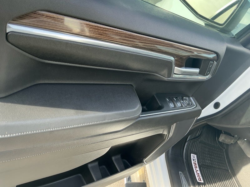 2024 Chevrolet Silverado 1500 4WD Crew Cab Short Bed LT with 2FL