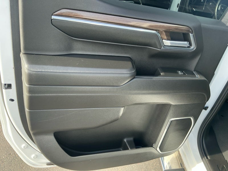 2024 Chevrolet Silverado 1500 4WD Crew Cab Short Bed LT with 2FL