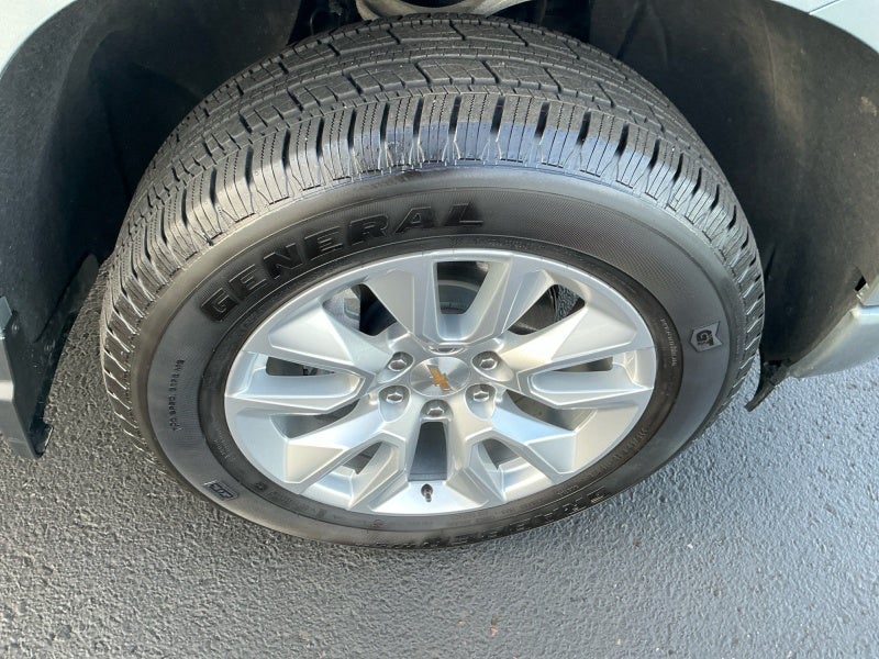 2025 Chevrolet Silverado 1500 4WD Crew Cab Short Bed Custom