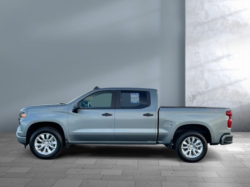 2025 Chevrolet Silverado 1500 4WD Crew Cab Short Bed Custom