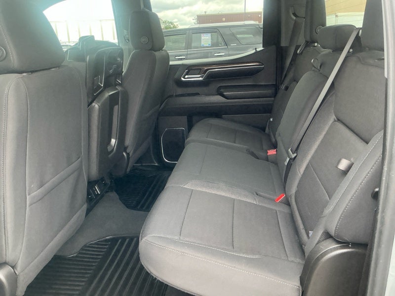 2024 Chevrolet Silverado 1500 4WD Crew Cab Short Bed RST