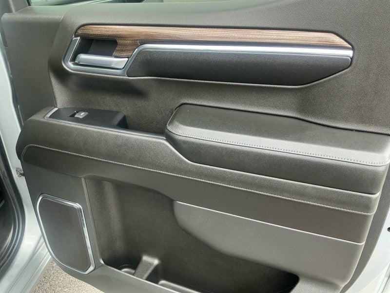 2024 Chevrolet Silverado 1500 4WD Crew Cab Short Bed RST