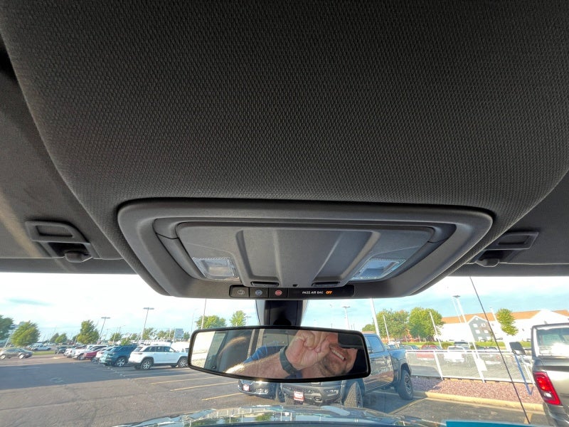 2020 Chevrolet Silverado 1500 4WD Crew Cab Short Bed RST