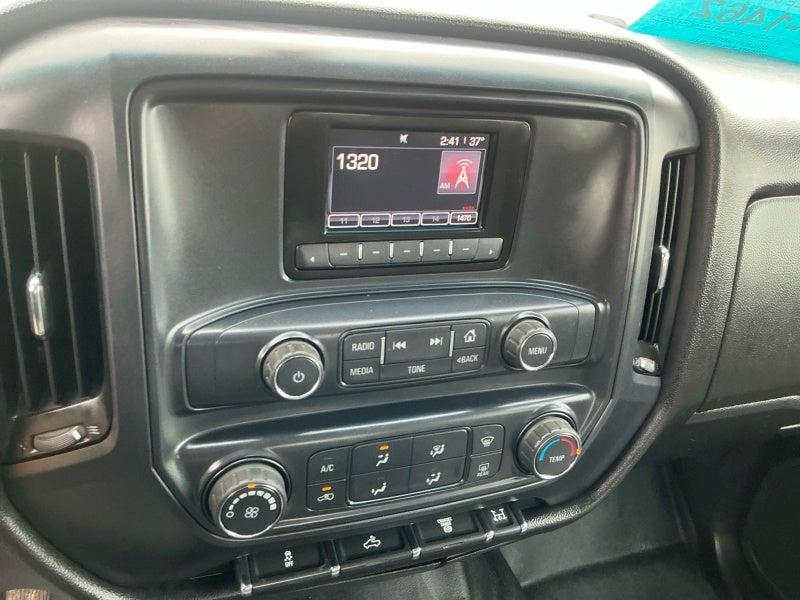 2015 GMC Sierra 3500HD Chassis 4WD Crew Cab 171.5' WB, 59.06' CA