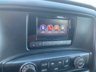 2015 GMC Sierra 3500HD Chassis 4WD Crew Cab 171.5' WB, 59.06' CA