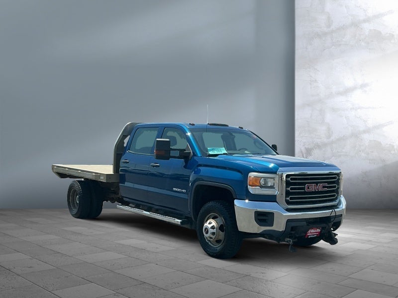 2015 GMC Sierra 3500HD Chassis 4WD Crew Cab 171.5' WB, 59.06' CA