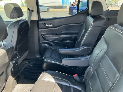 2023 GMC Acadia AWD Denali
