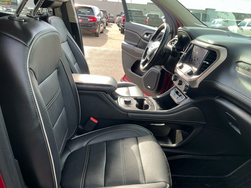 2020 GMC Acadia AWD Denali