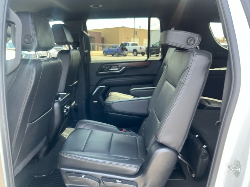 2025 GMC Yukon XL 4WD Denali