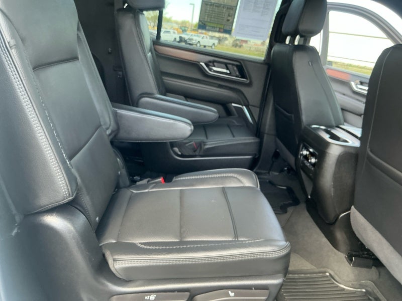 2025 GMC Yukon XL 4WD Denali