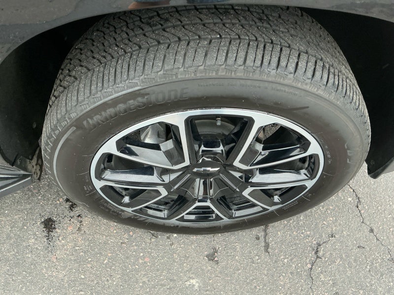 2026 Chevrolet Suburban RST, 4WD
