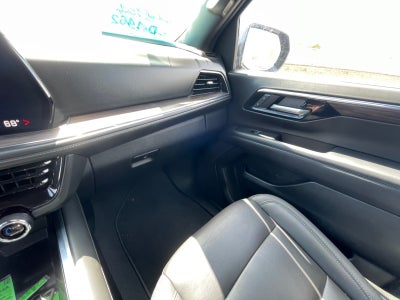 2025 Chevrolet Tahoe 4WD LT