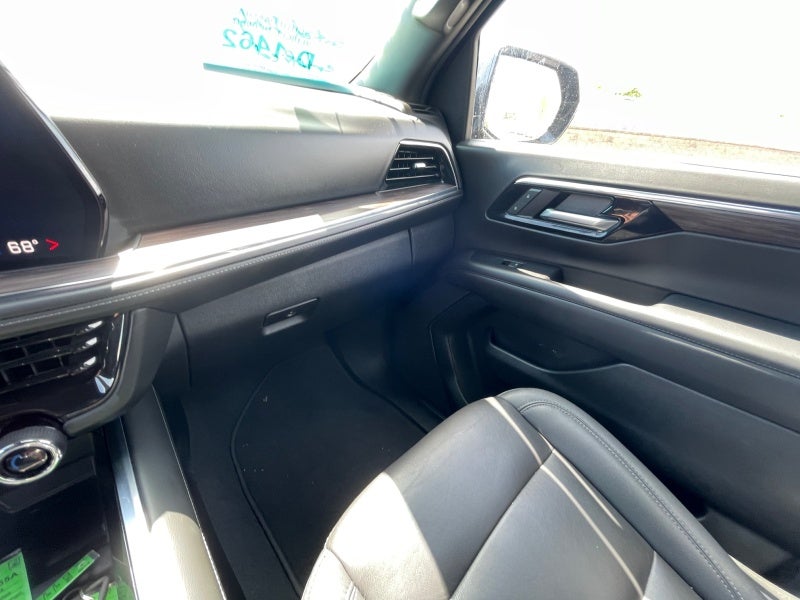 2025 Chevrolet Tahoe 4WD LT