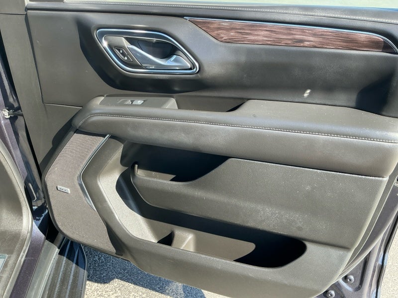 2024 Chevrolet Suburban 4WD LT