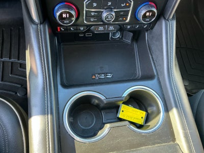 2022 Chevrolet Suburban 4WD Premier