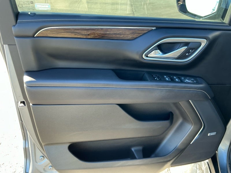 2022 Chevrolet Suburban 4WD Premier