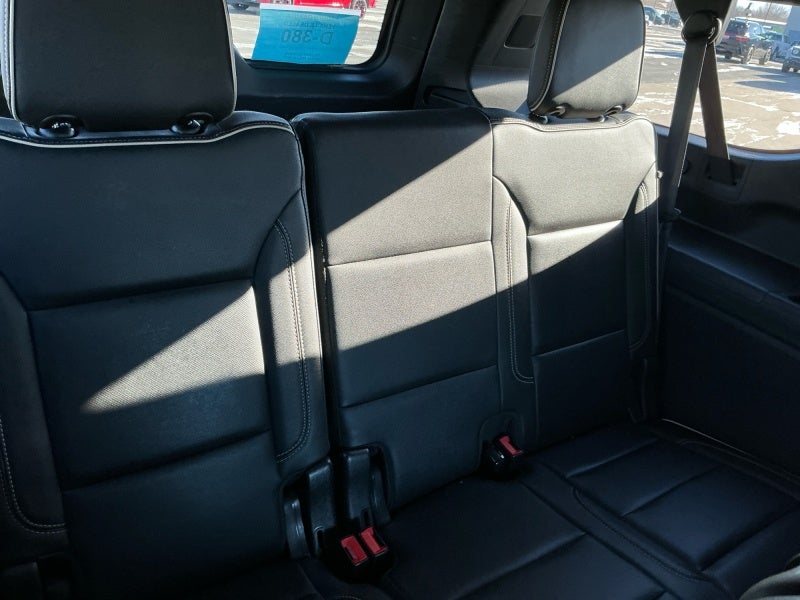 2022 Chevrolet Suburban 4WD Premier