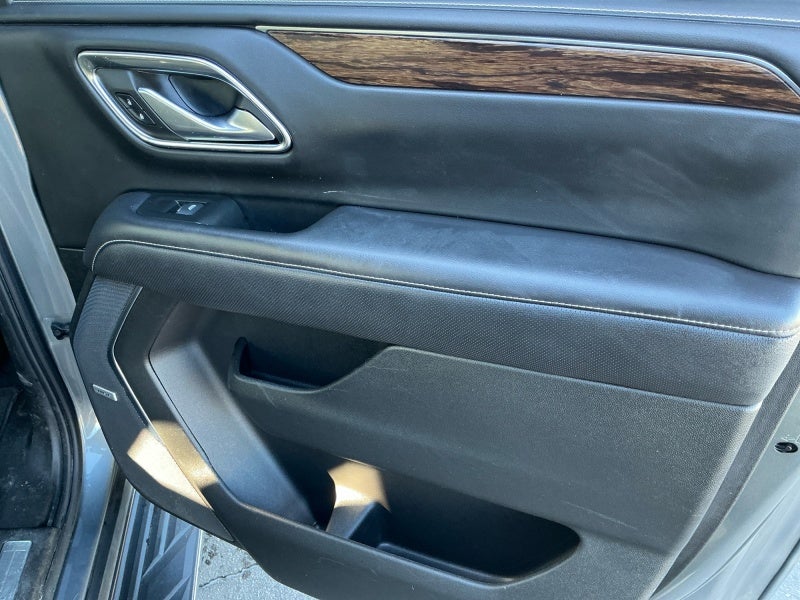 2022 Chevrolet Suburban 4WD Premier