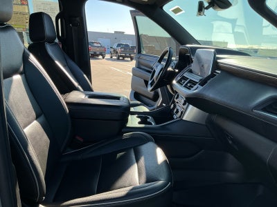 2022 Chevrolet Suburban 4WD Premier