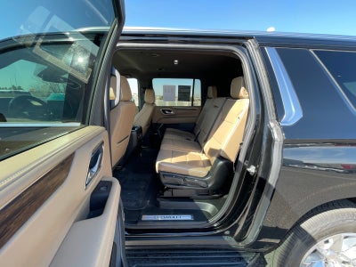 2024 Chevrolet Suburban 4WD Premier